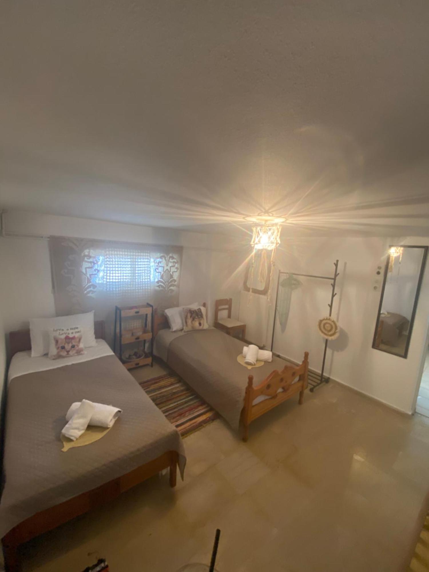 Cleopatra Apartment